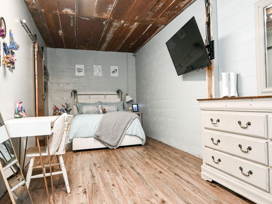 Property Image 40