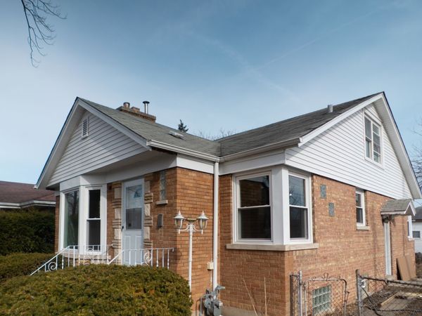 9451 S Lawndale Avenue , Evergreen Park, IL 60805