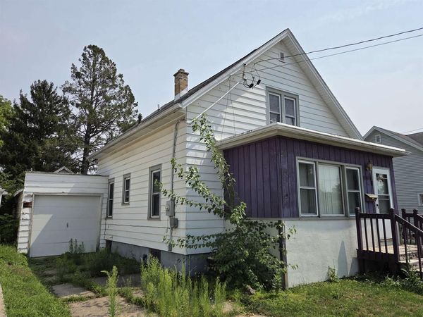 311 S Monroe Street, Watertown, WI 53094