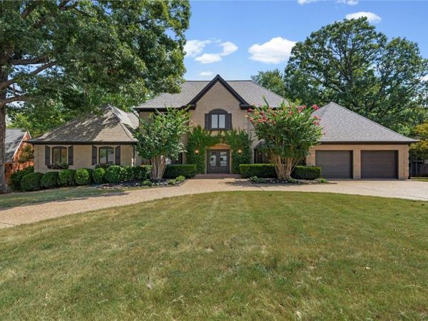 214 El Contento Drive, Bentonville, AR 72712