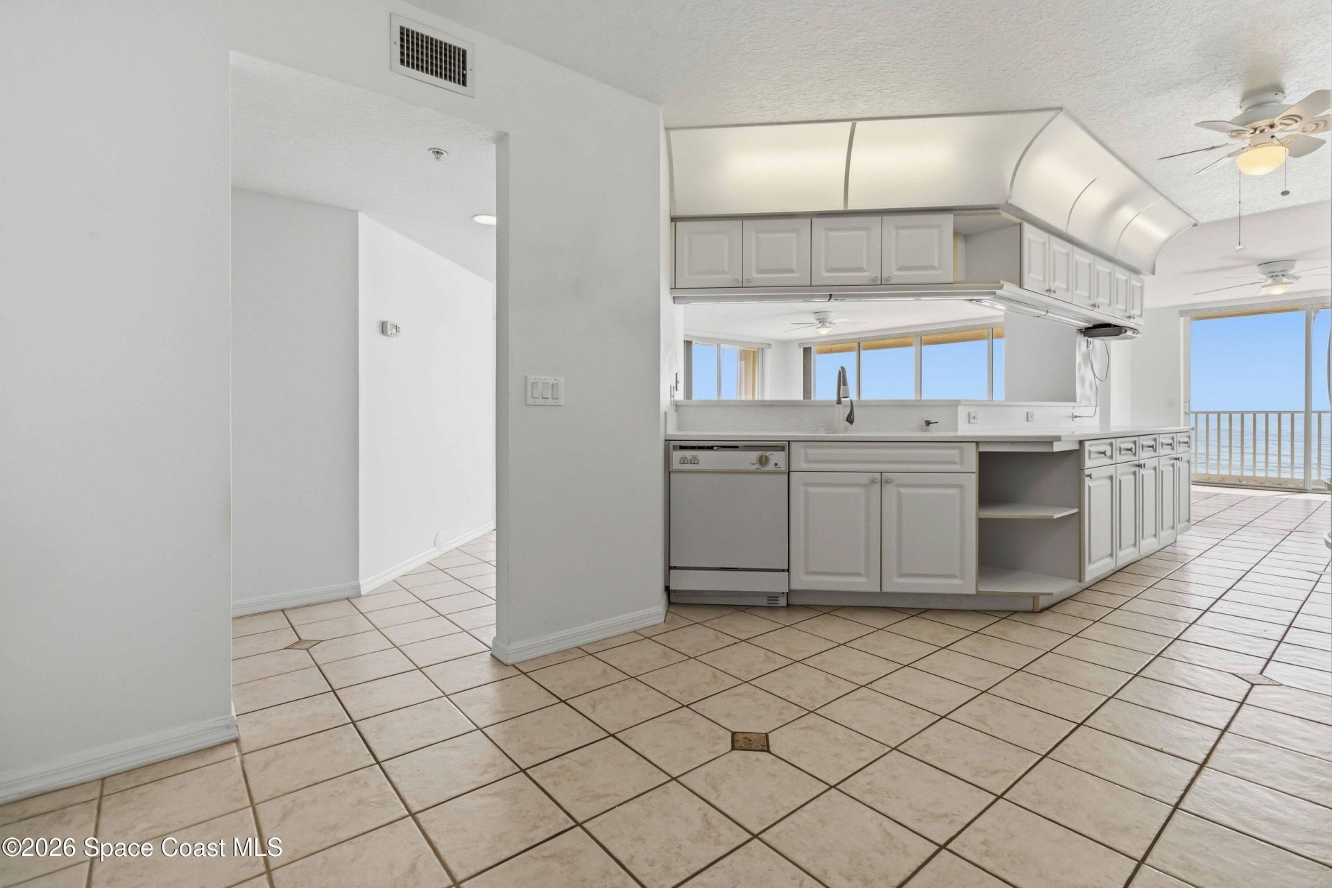 1811 Jimmy Buffett Mem Highway, Unit 2301, Indian Harbor Beach, FL 32937 Photo