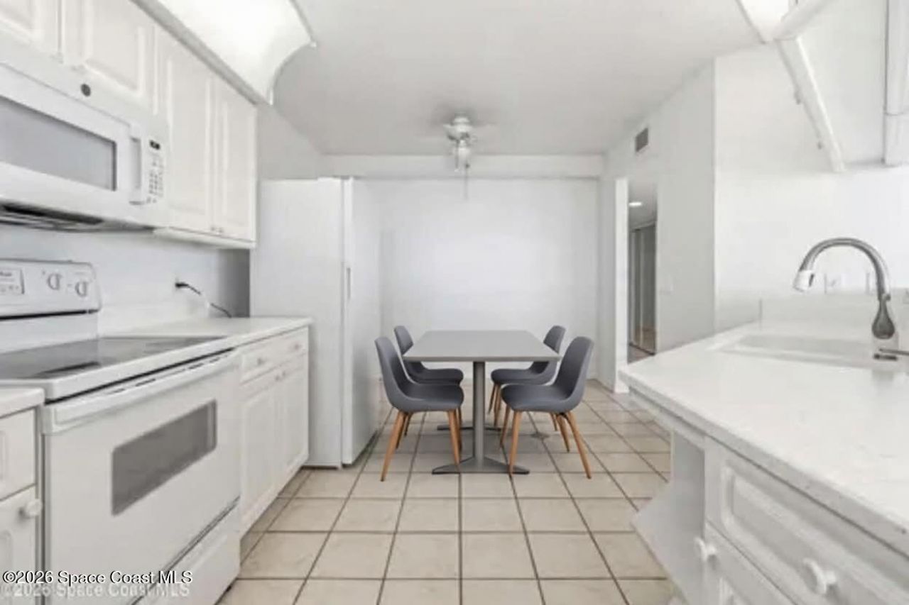 1811 Jimmy Buffett Mem Highway, Unit 2301, Indian Harbor Beach, FL 32937 Photo