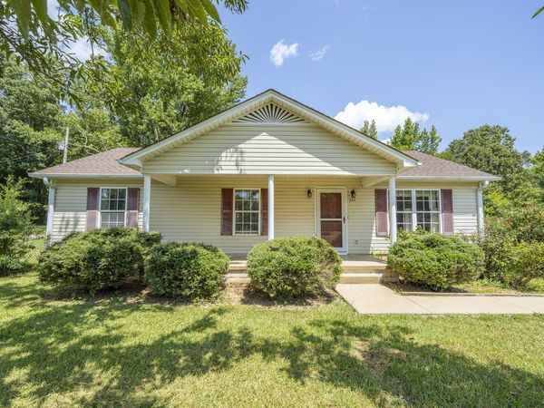254 Linden Ln , Adamsville, TN 38310