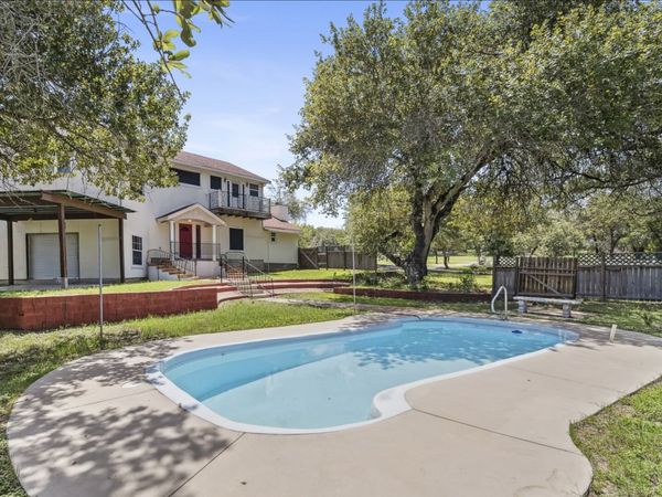 217 SKY VIEW DR, Adkins, TX 78101