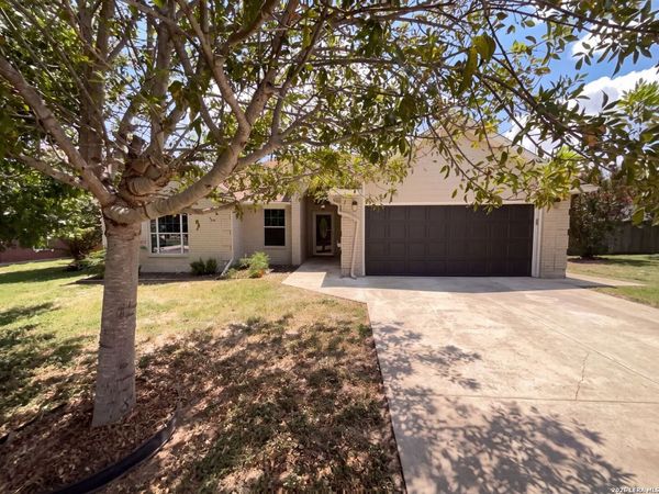 2106 GENEVA ST, Castroville, TX 78009