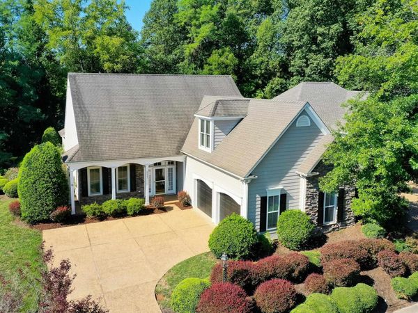 5521 STONEGATE LN, Crozet, VA 22932