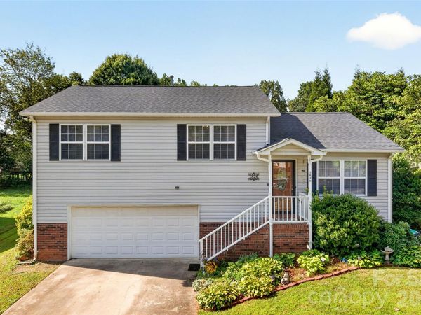 1820 Hampshire Drive , Salisbury, NC 28146