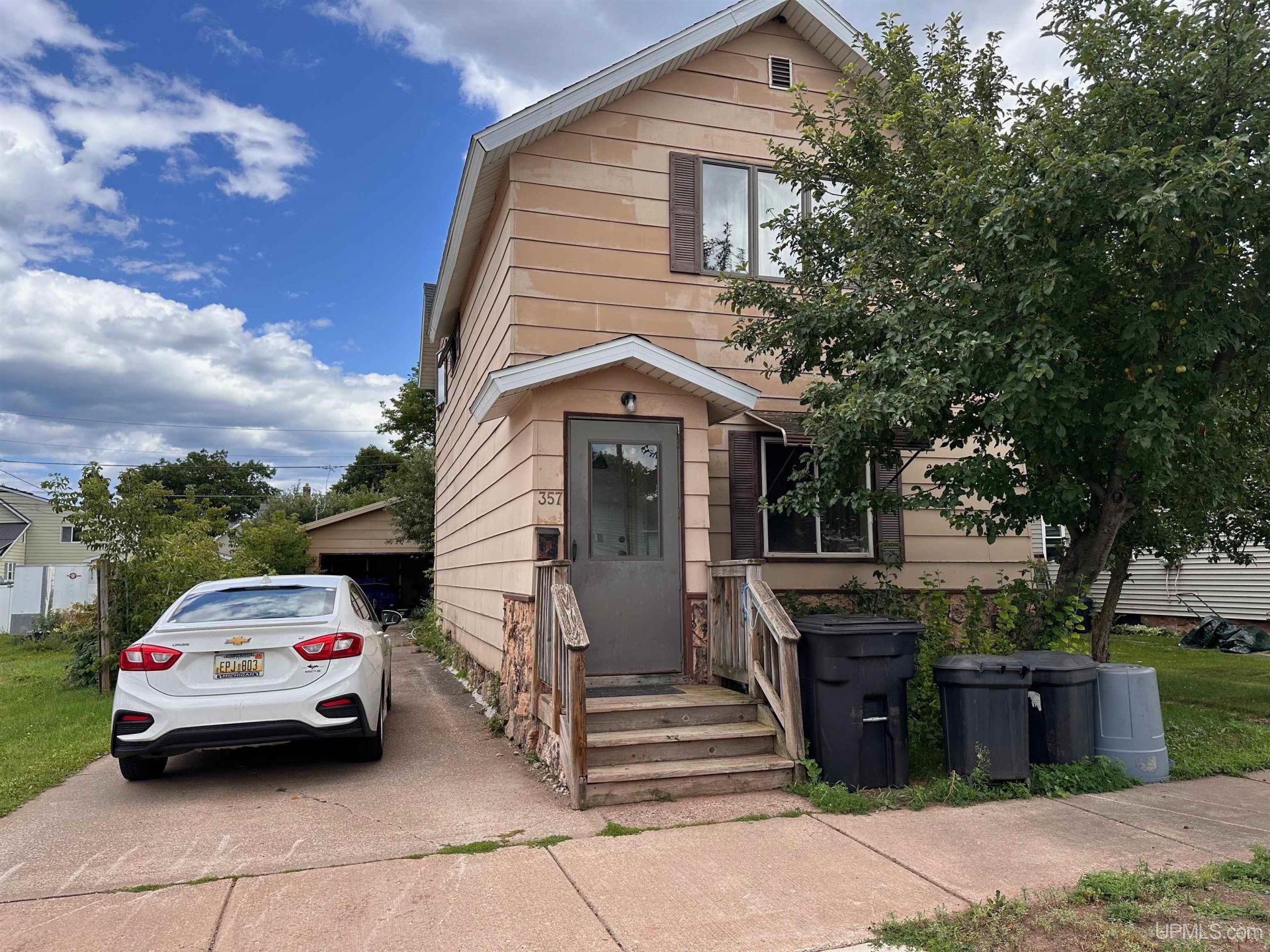 357 S First Street, Ishpeming, MI 49849 Main Photo