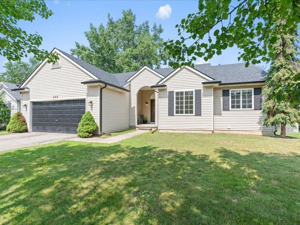 603 Cattail Lane, Pinckney, MI 48169