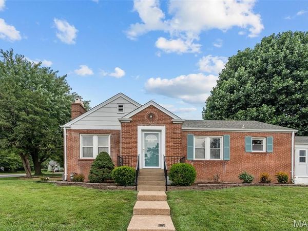 10951 Cosmos Drive, Unincorporated, MO 63123