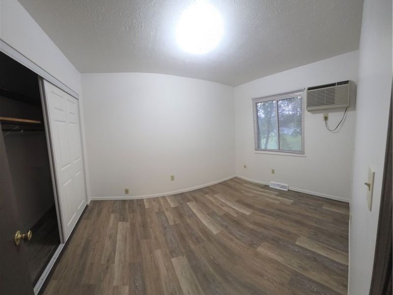 240 Lilac Circle, Barberton, OH 44203 Photo 6