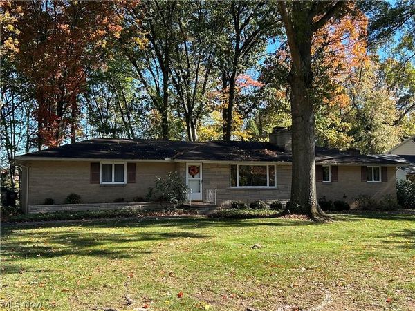 4384 Parkdale Avenue NW, Canton, OH 44718