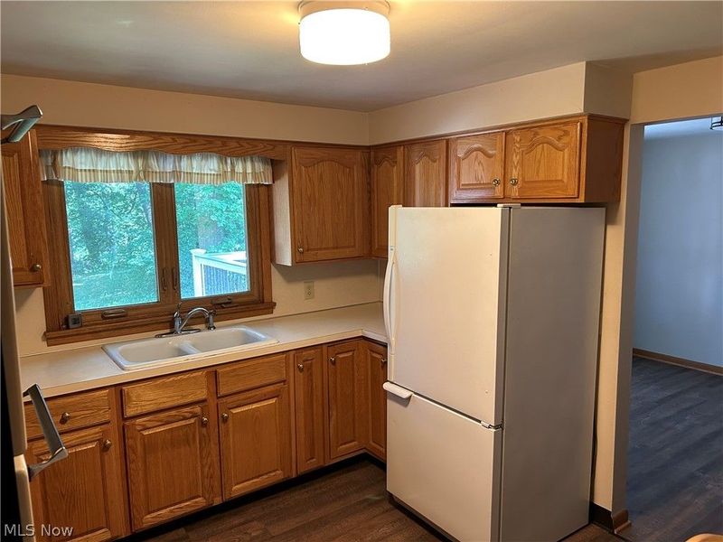 4384 Parkdale Avenue NW, Canton, OH 44718 Photo 3