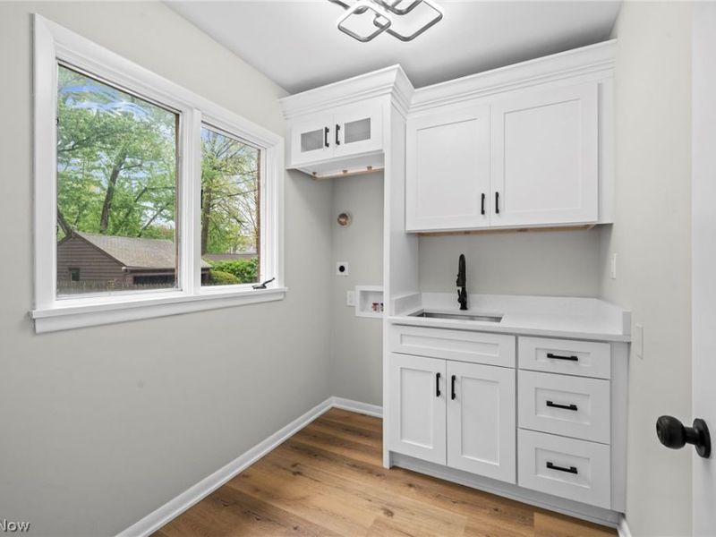 2375 Glendon Road, University Heights, OH 44118 Photo 21