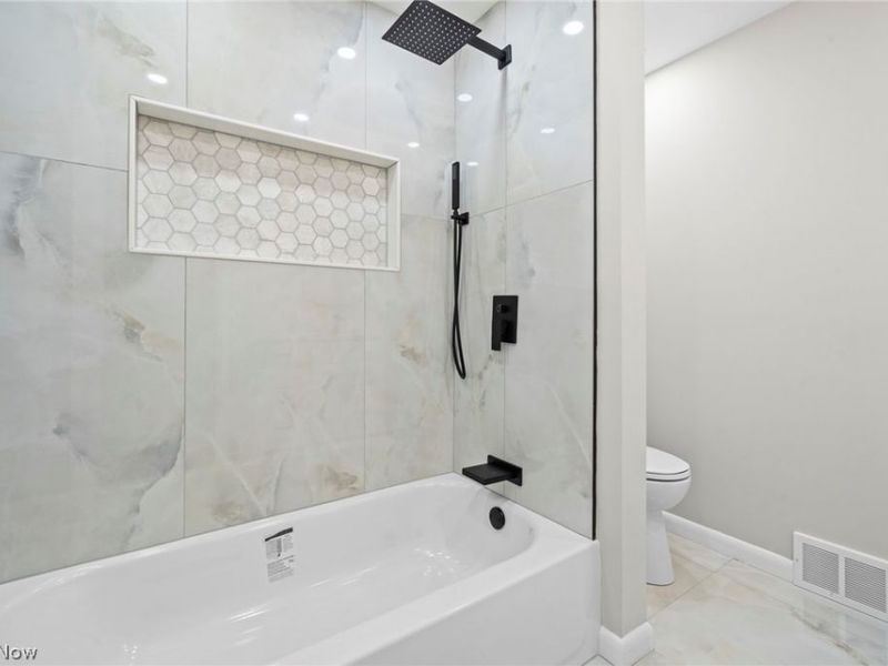 2375 Glendon Road, University Heights, OH 44118 Photo 35
