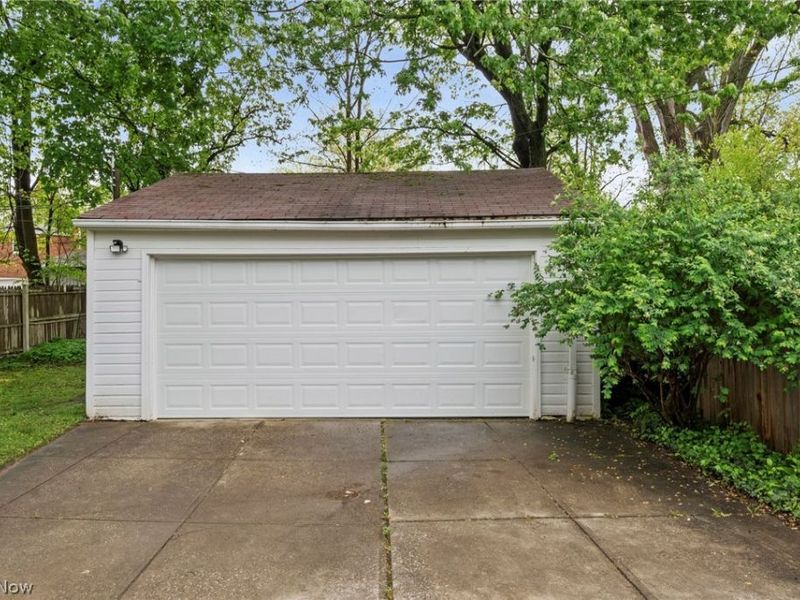 2375 Glendon Road, University Heights, OH 44118 Photo 41