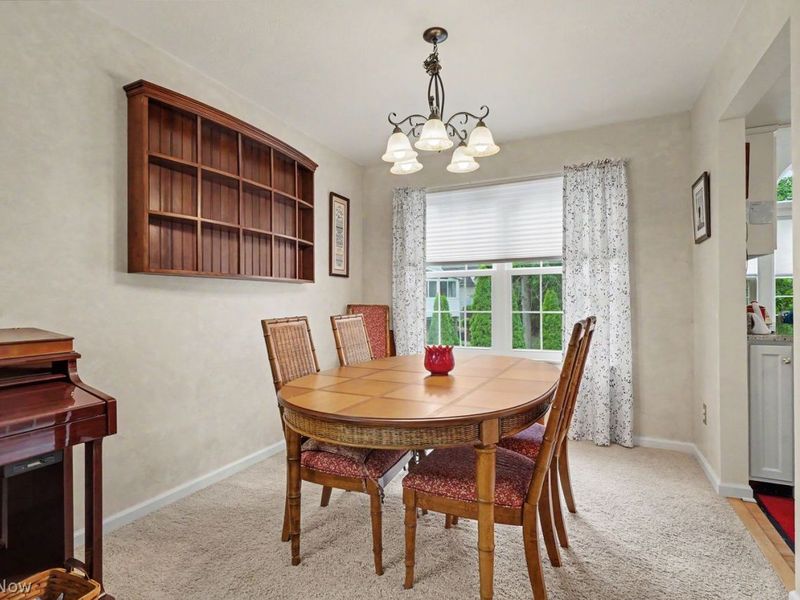 3409 W Prescott Circle, Cuyahoga Falls, OH 44223 Photo 7