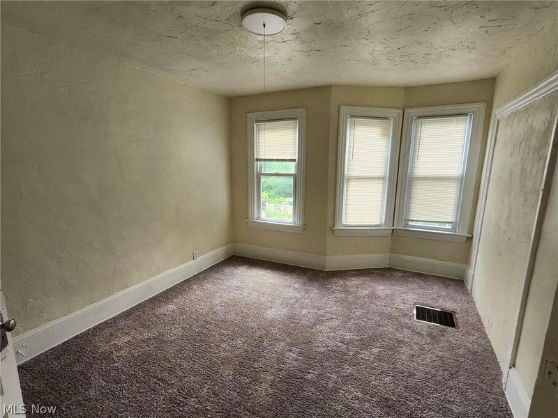 2288 E 95th Street, Cleveland, OH 44106 Photo 11