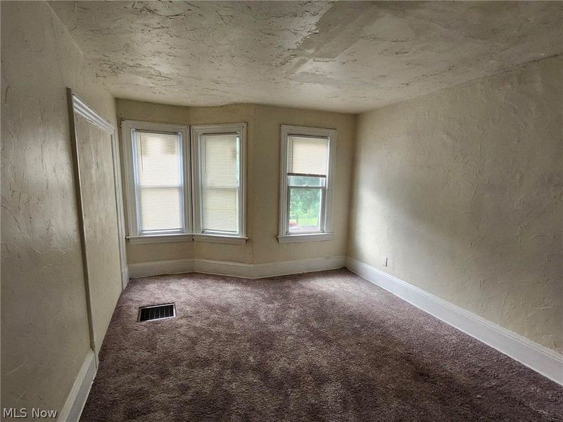2288 E 95th Street, Cleveland, OH 44106 Photo 12
