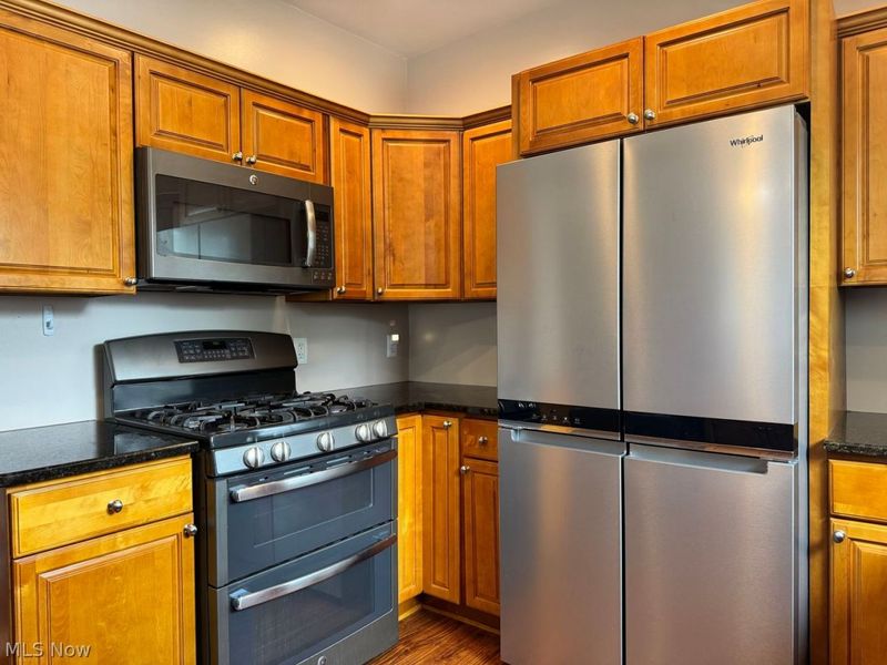 3021 Portman Avenue, Cleveland, OH 44109 Photo 11