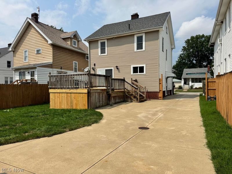 3021 Portman Avenue, Cleveland, OH 44109 Photo 5