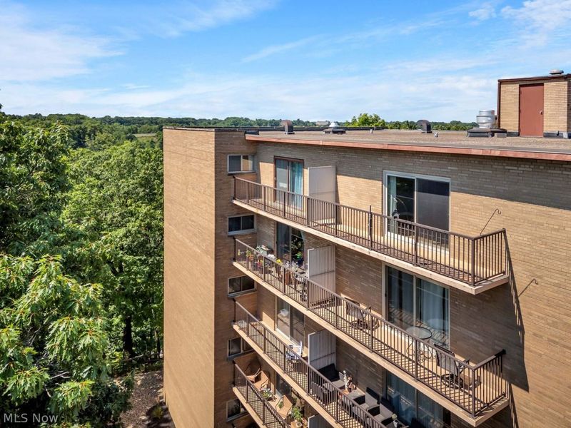 18501 Hilliard Boulevard, Unit 609, Rocky River, OH 44116 Photo 26