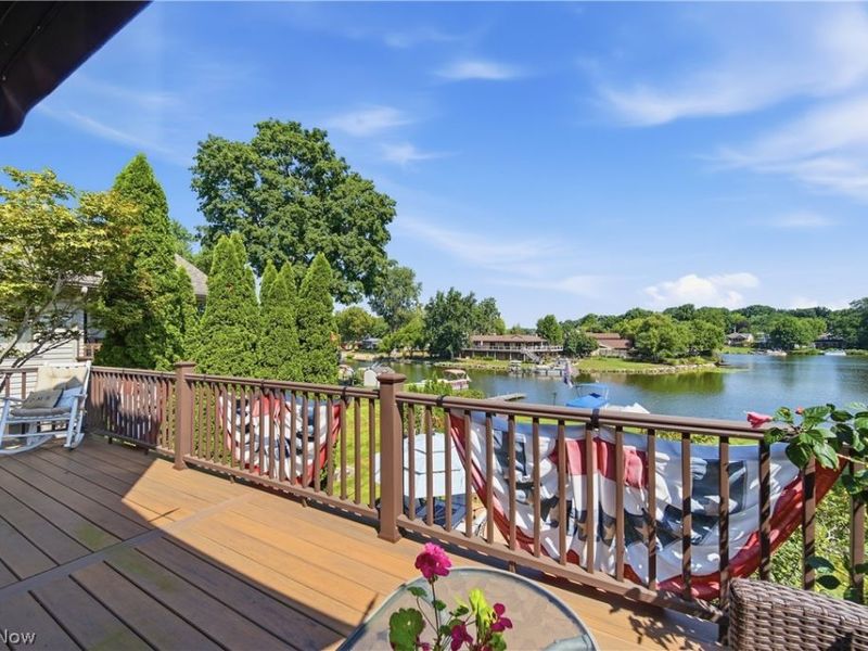 5629 N Island Drive NW, Canton, OH 44718 Photo 3
