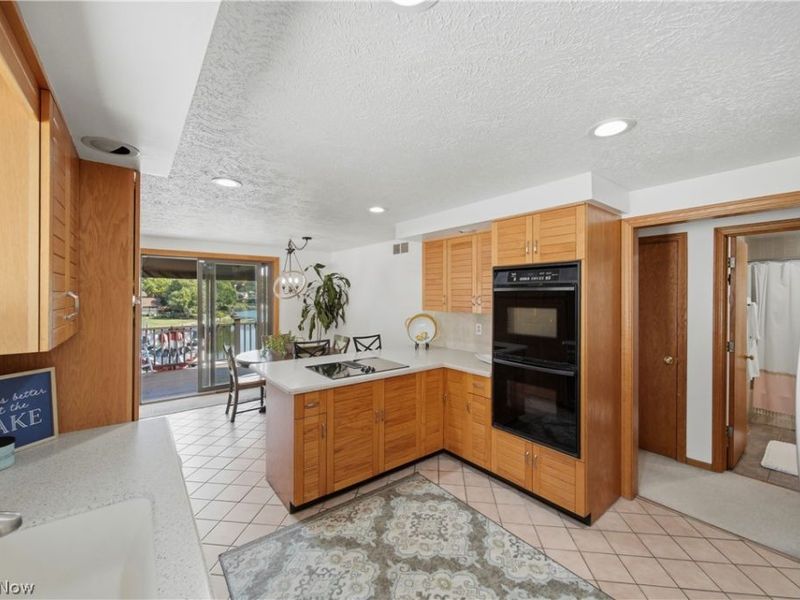 5629 N Island Drive NW, Canton, OH 44718 Photo 9