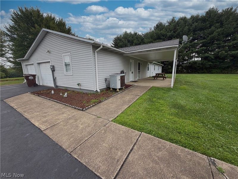 46567 Winston Drive, East Liverpool, OH 43920 Photo 4