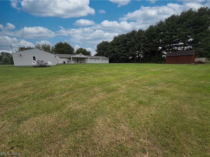 46567 Winston Drive, East Liverpool, OH 43920 Photo 6