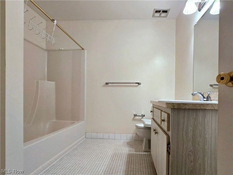 1851 King James Parkway, Unit 317, Westlake, OH 44145 Photo 19