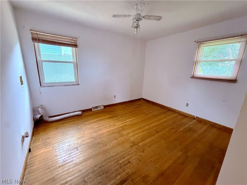386 Fulmer Avenue, Akron, OH 44312 Photo 14