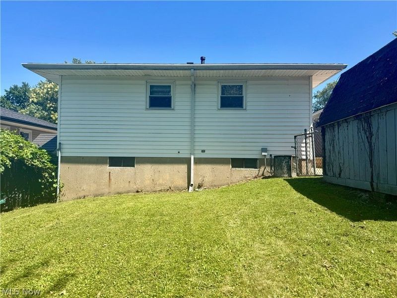386 Fulmer Avenue, Akron, OH 44312 Photo 26