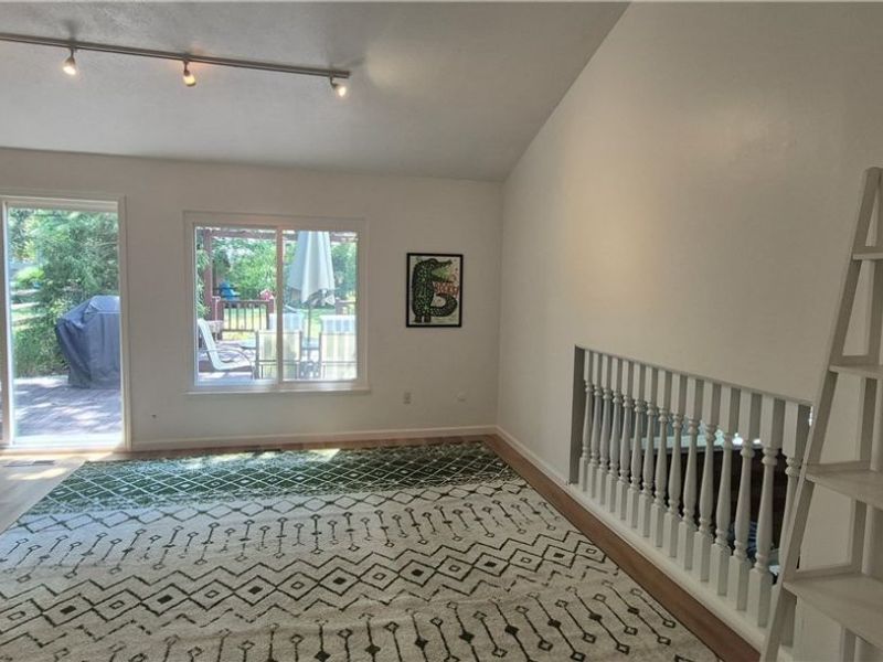 26091 Redwood Drive, Olmsted Falls, OH 44138 Photo 5