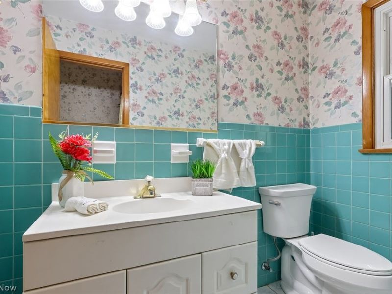 15186 Drake Road, Strongsville, OH 44136 Photo 16