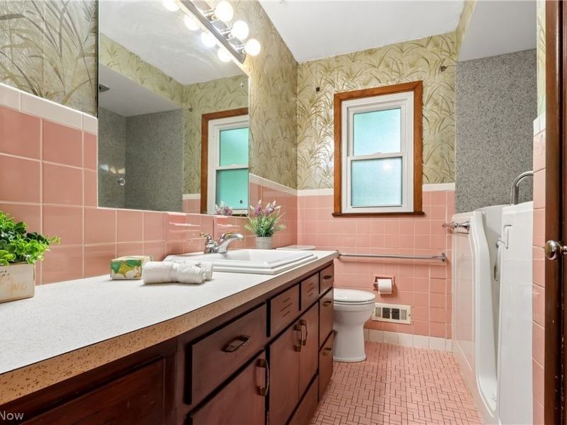 15186 Drake Road, Strongsville, OH 44136 Photo 17