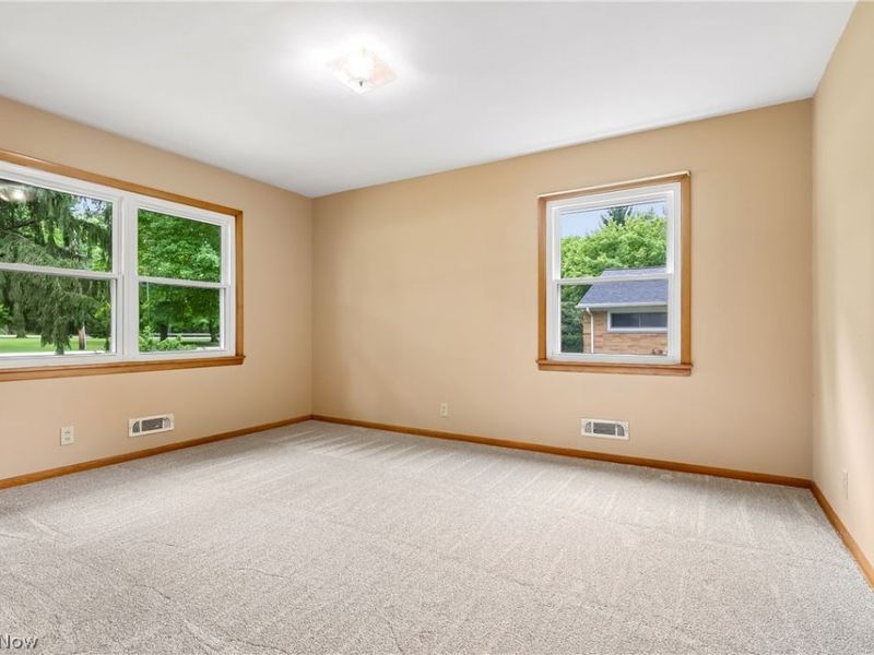 15186 Drake Road, Strongsville, OH 44136 Photo 28