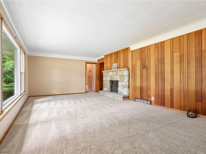 15186 Drake Road, Strongsville, OH 44136 Photo 4