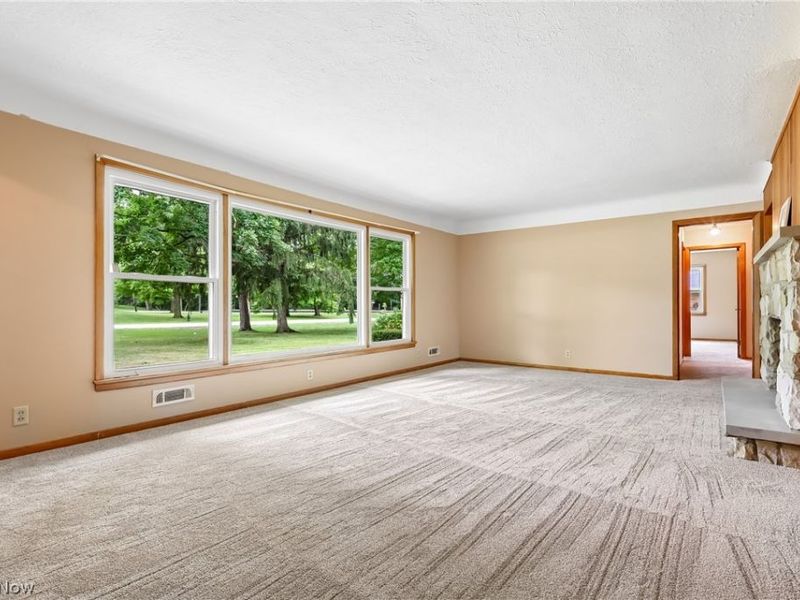 15186 Drake Road, Strongsville, OH 44136 Photo 5