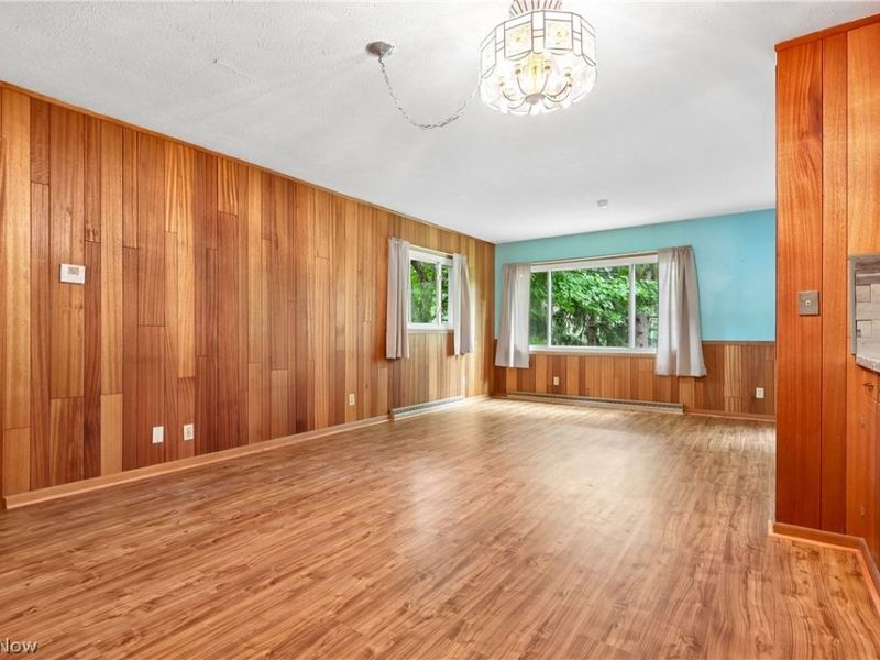 15186 Drake Road, Strongsville, OH 44136 Photo 6
