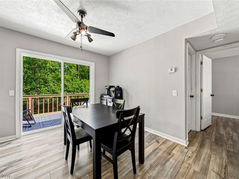 19644 Porters Lane, Strongsville, OH 44149 Photo 10