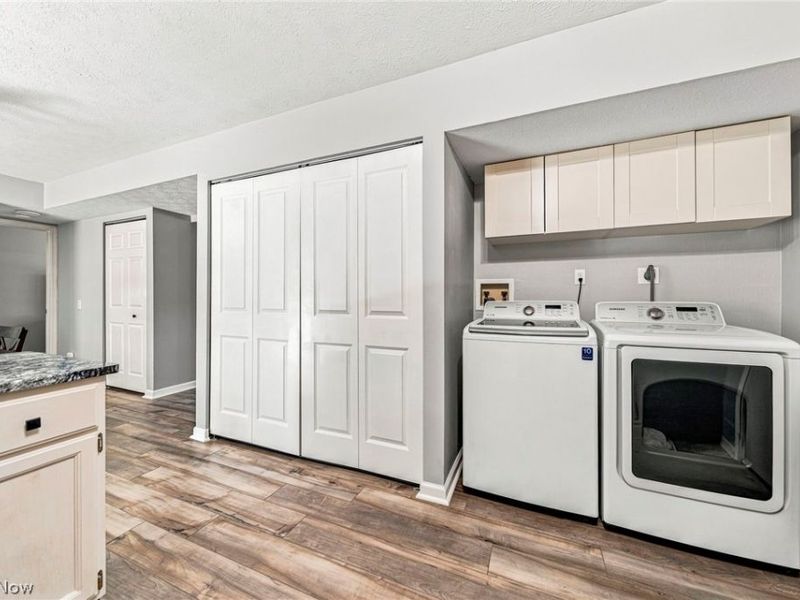 19644 Porters Lane, Strongsville, OH 44149 Photo 14