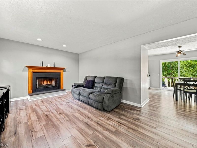 19644 Porters Lane, Strongsville, OH 44149 Photo 8