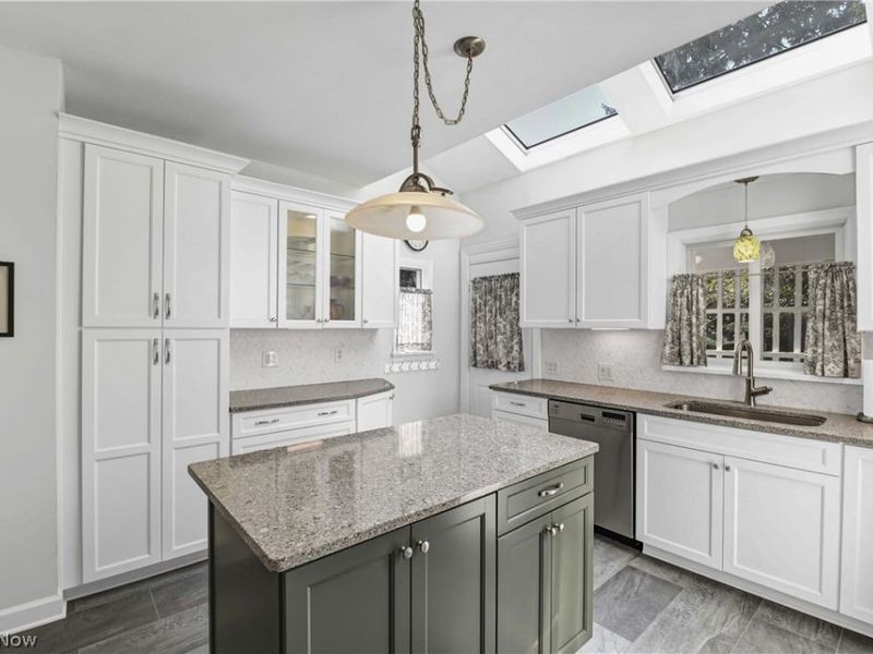 20771 Avalon Drive, Rocky River, OH 44116 Photo 13