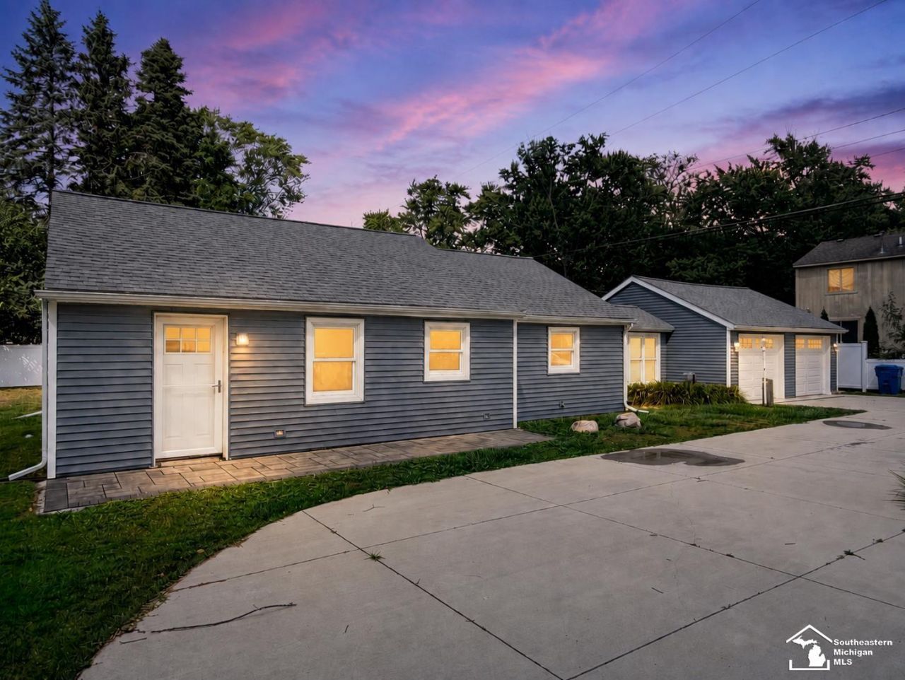 4860 Cass Elizabeth Road, Waterford, MI 48327 Main Photo
