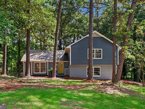 1915 Lisa Lane, Riverdale, GA 30296