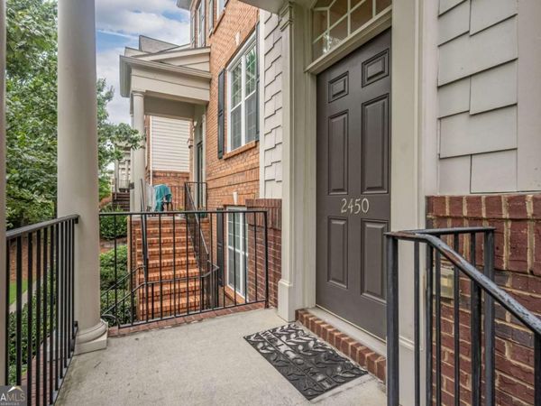 2450 Natoma Court SE, Unit 11, Smyrna, GA 30080