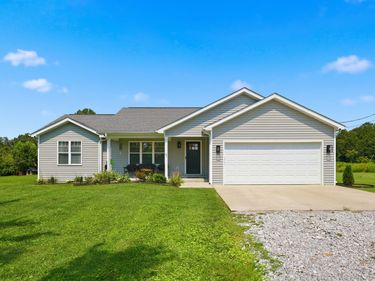 475 Flint Road, Waco, KY 40385