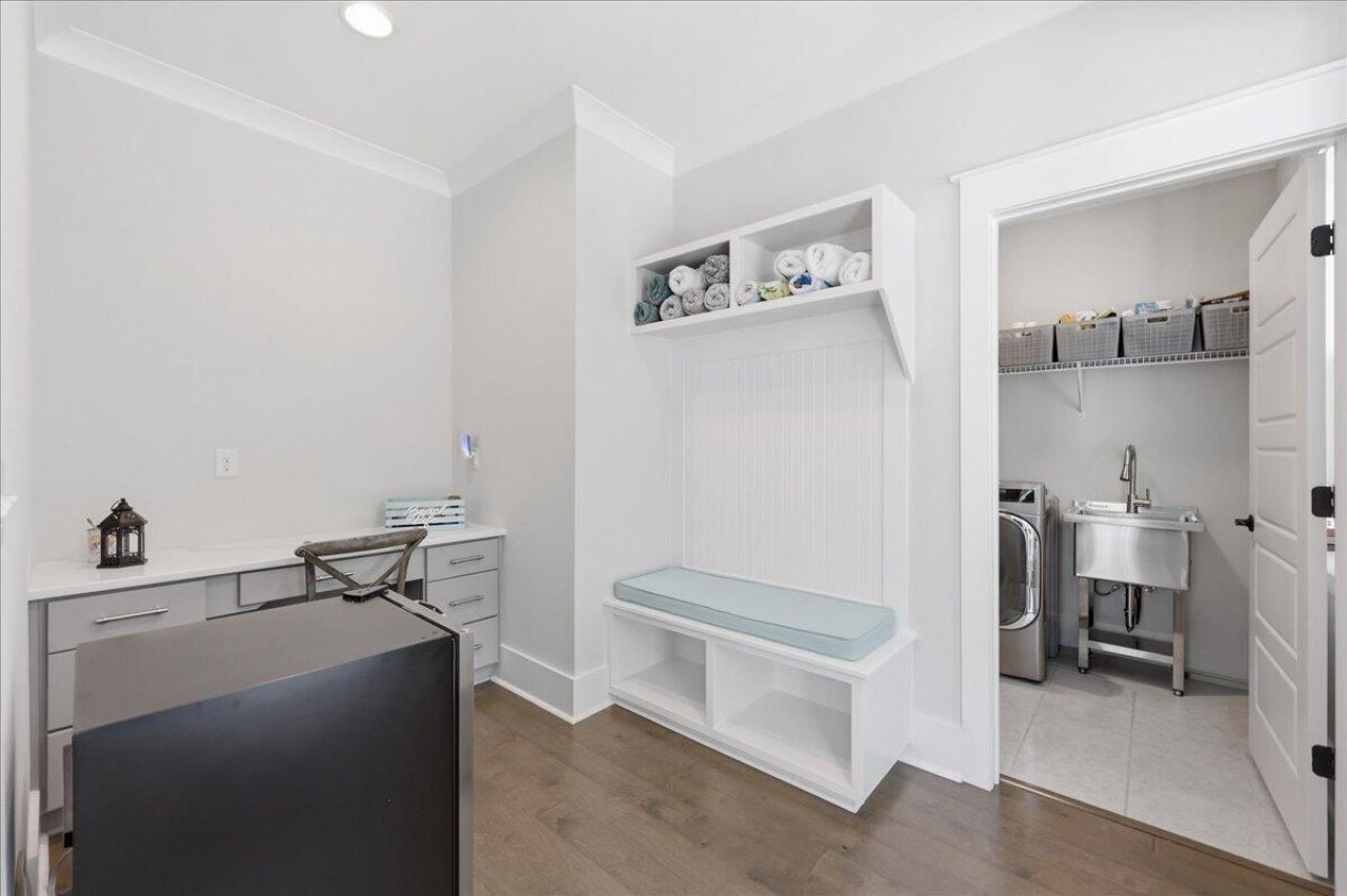 158 Hewitt Street Photo 52