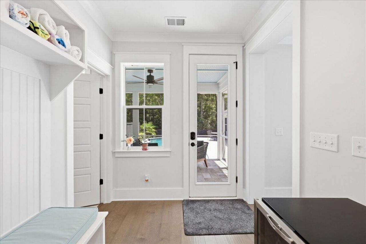 158 Hewitt Street Photo 53